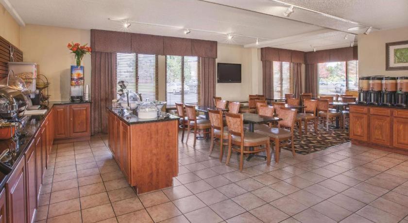 Country Inn & Suites By Radisson, Canton Near Hall Of Fame North Canton Luaran gambar