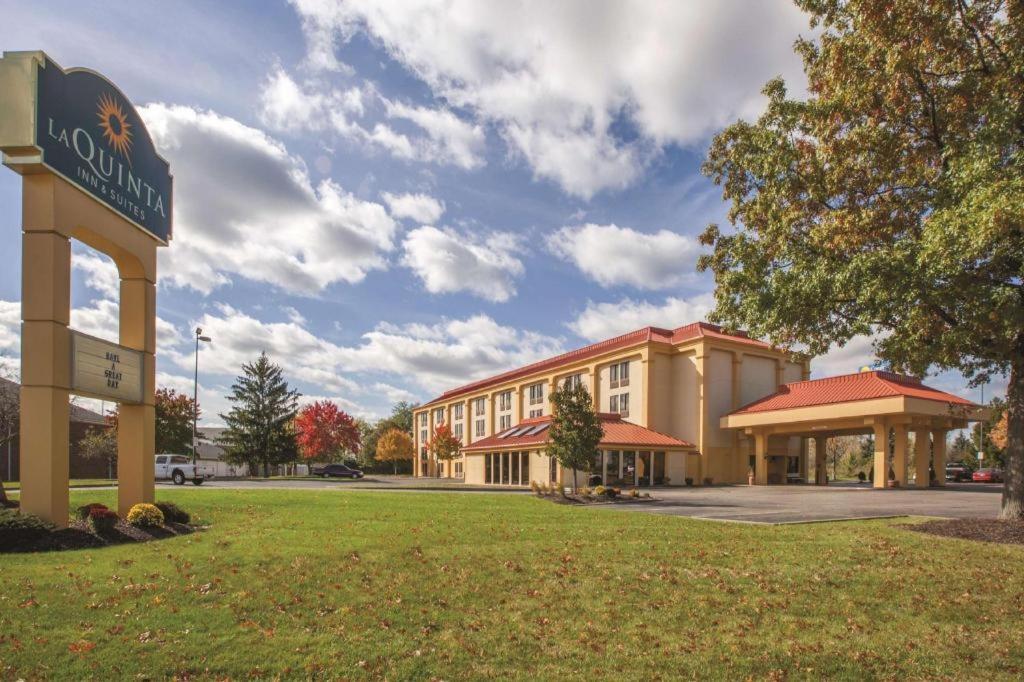 Country Inn & Suites By Radisson, Canton Near Hall Of Fame North Canton Luaran gambar