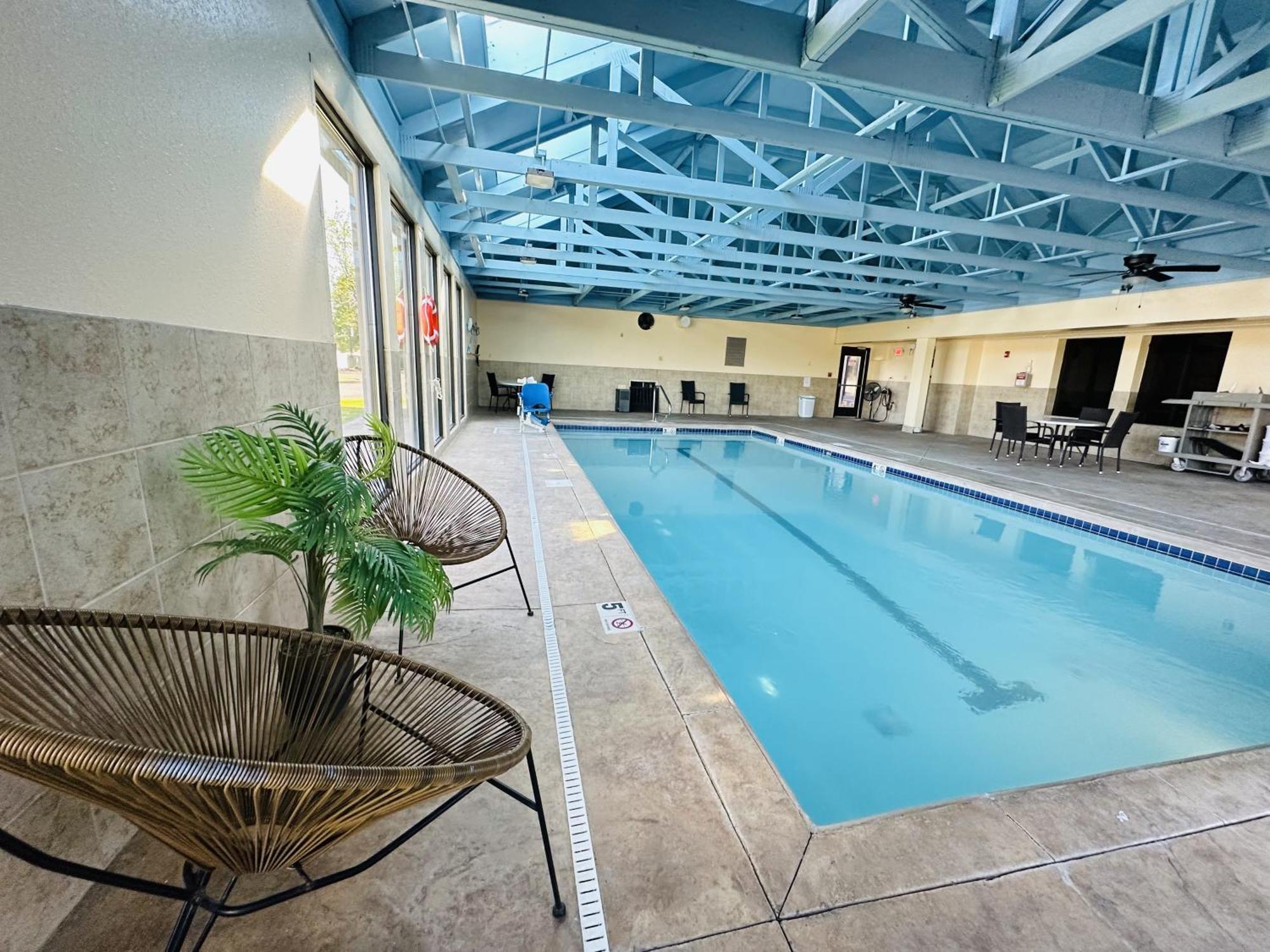 Country Inn & Suites By Radisson, Canton Near Hall Of Fame North Canton Luaran gambar